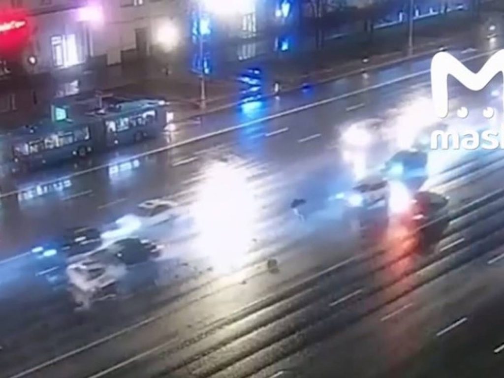 Фото 254 — Москва: крупное ДТП на трассе